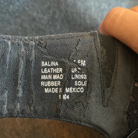 Steve Madden perforated shooties/booties black leather sz 7.5 - Picture 6 of 6